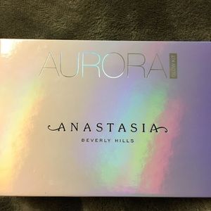 Anastasia Beverly Hills- Glow kit